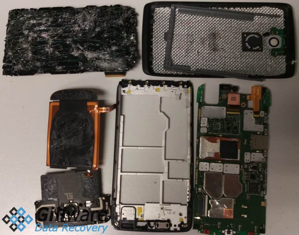 The phone in this Motorola Droid MOTXT1254BN64 data recovery situation